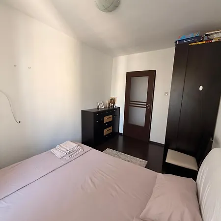 Aymar Marina Apartmán *